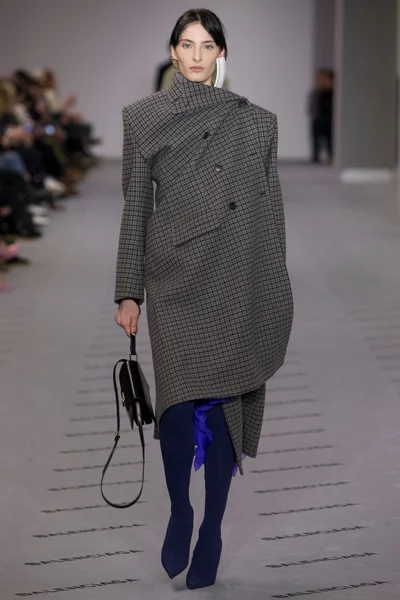 Look 6